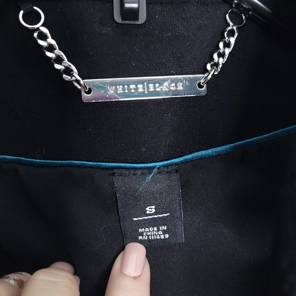 WHITE HOUSE BLACK MARKET Women's Black Full Zip Pea Coat SMALL - Picture 2 of 16